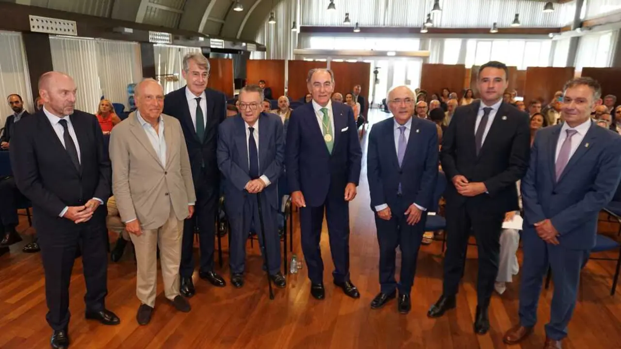Ignacio Gal&aacute;n, presidente de Iberdrola, recibe la Medalla de Oro de los Cursos de la Granda