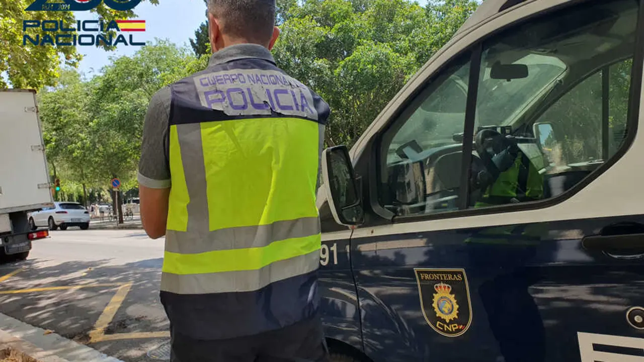 Agente de la Polic&iacute;a Nacional.