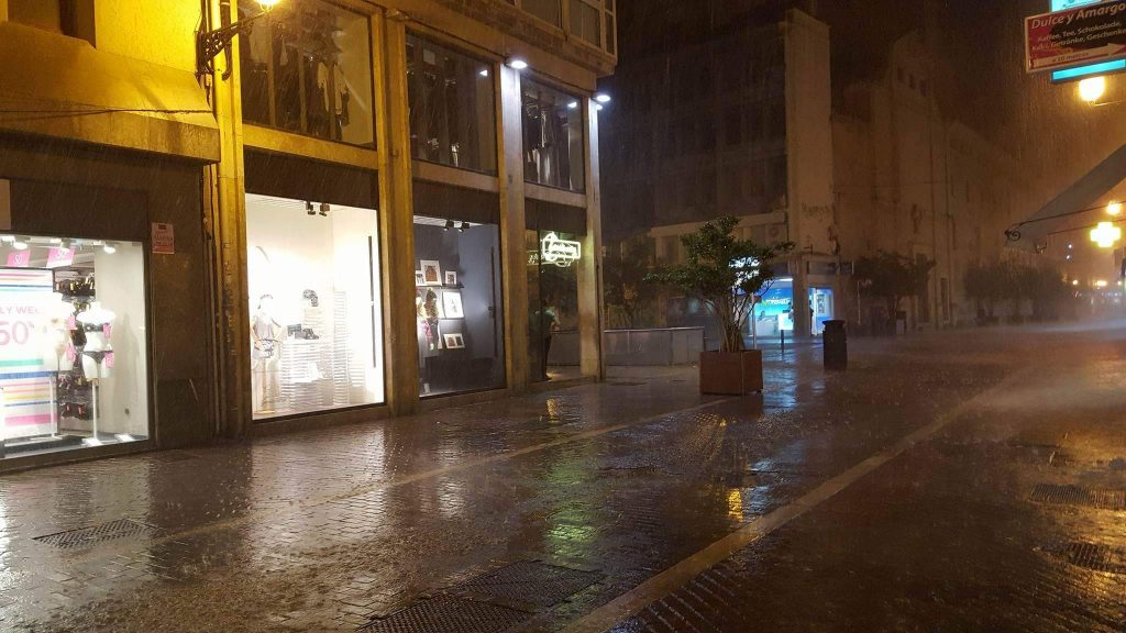 carrer de sant miquel inundat
