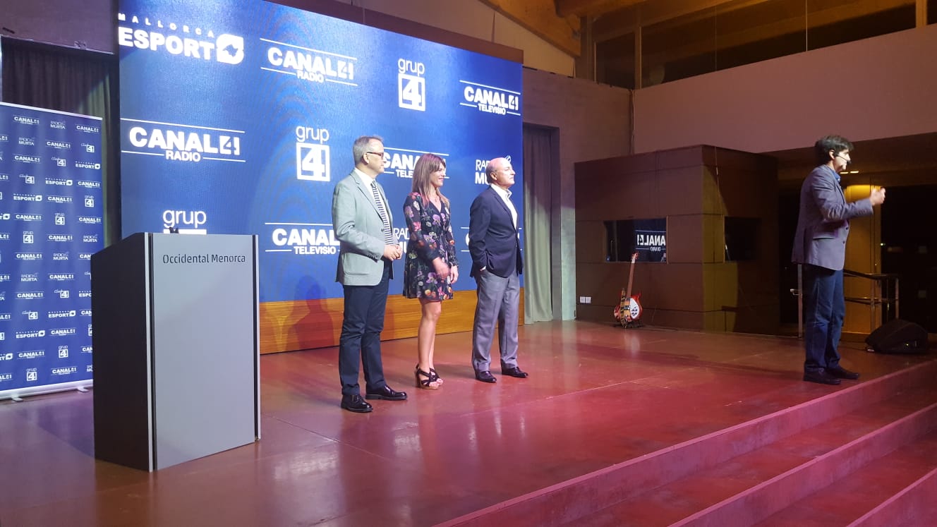 Momento de la gala de GRUP 4 en Menorca