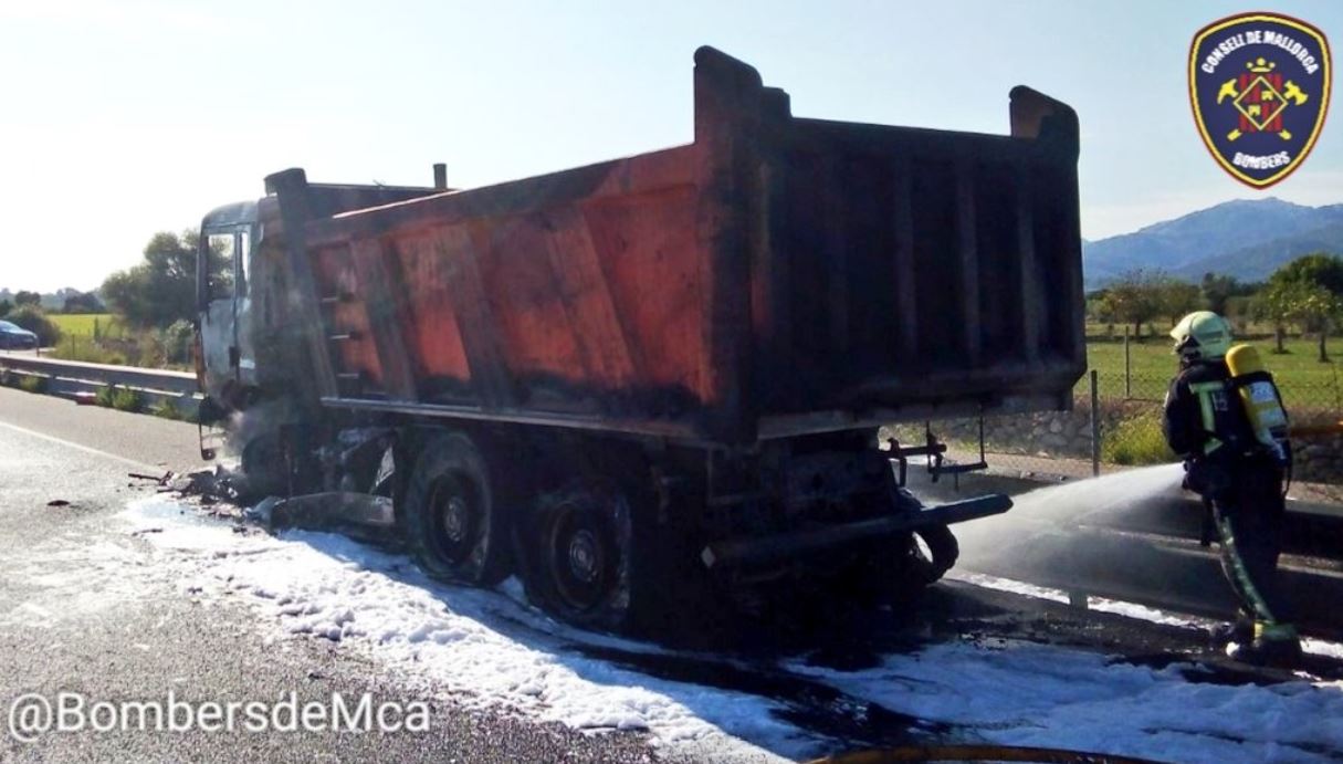 camion incendiado