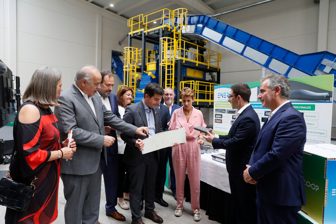 Inauguración_EnergyLOOP_PresidentaNavarra_CEOIberdrolaEspana_2