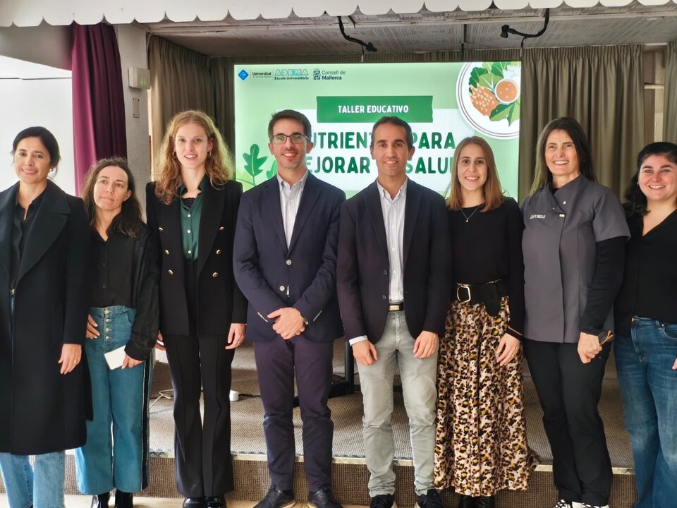 FOTO FAMILIA 2 DEL TALLER