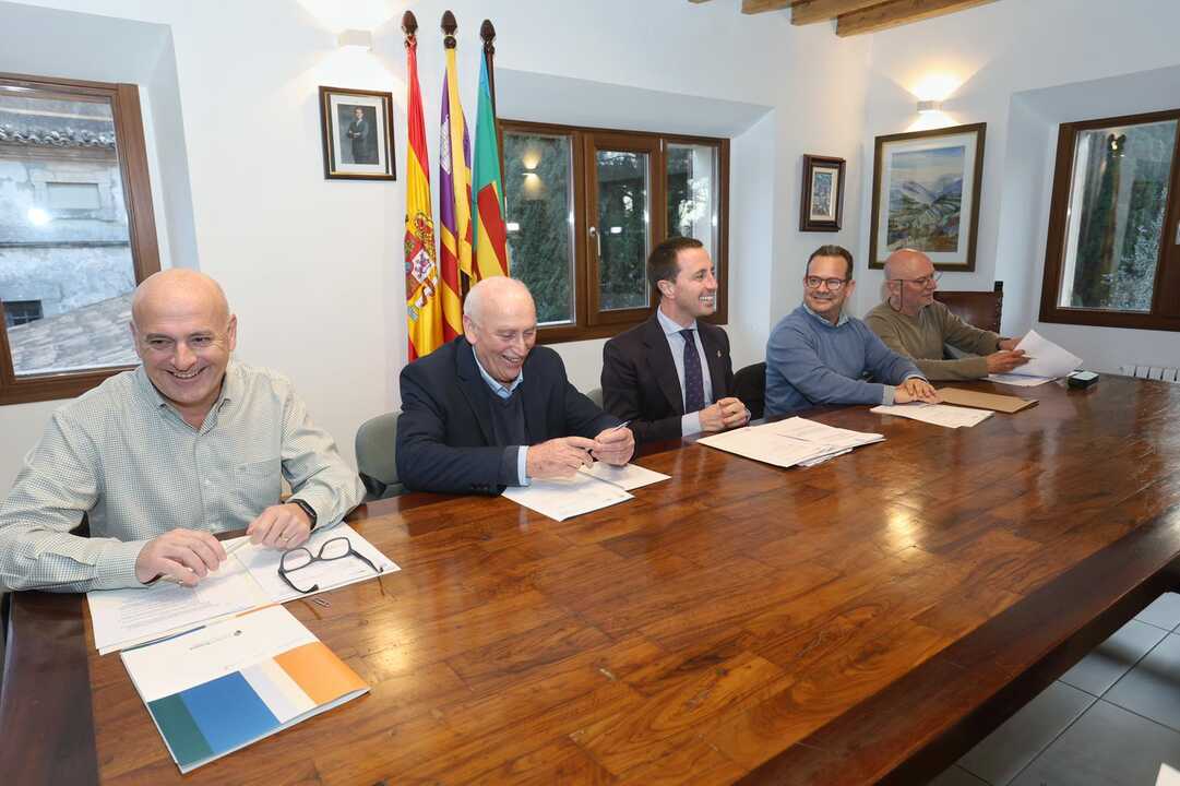 WhatsApp Image 2025-12-15 at 17.31.11 (2)