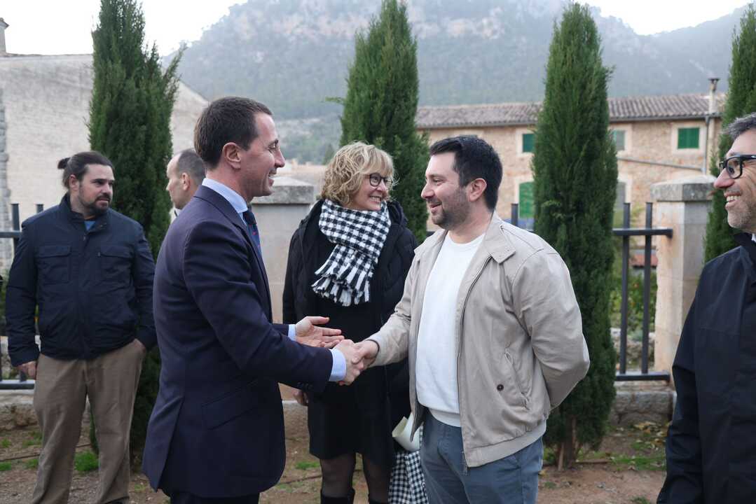 WhatsApp Image 2025-12-15 at 17.33.36