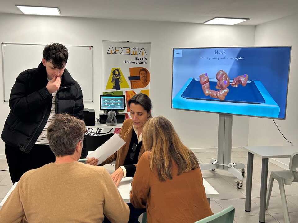 HAPTICO ADEMA CIENCIAS SALUD A ARTE