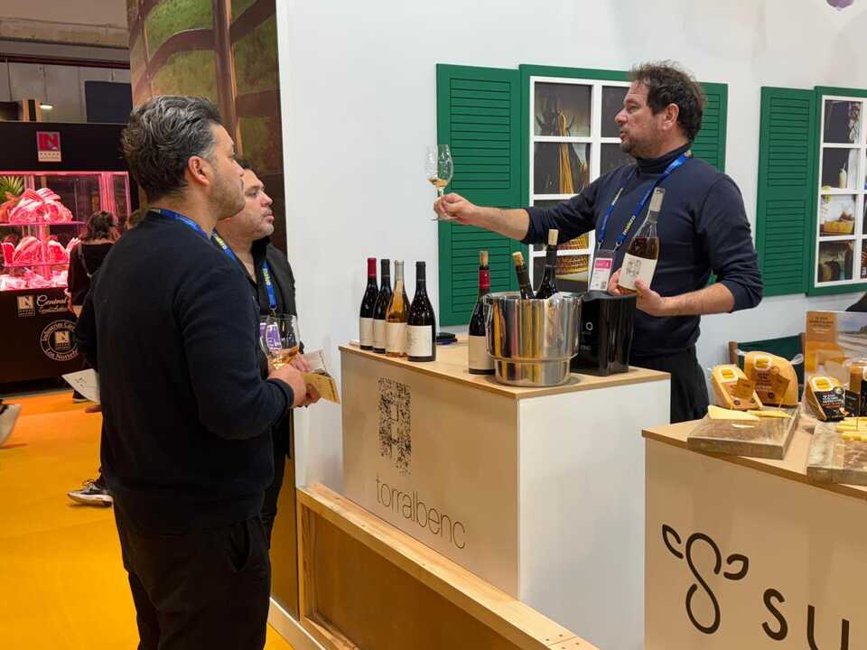 1c93e80c-8b19-40ef-b9e7-58d270ebffd8