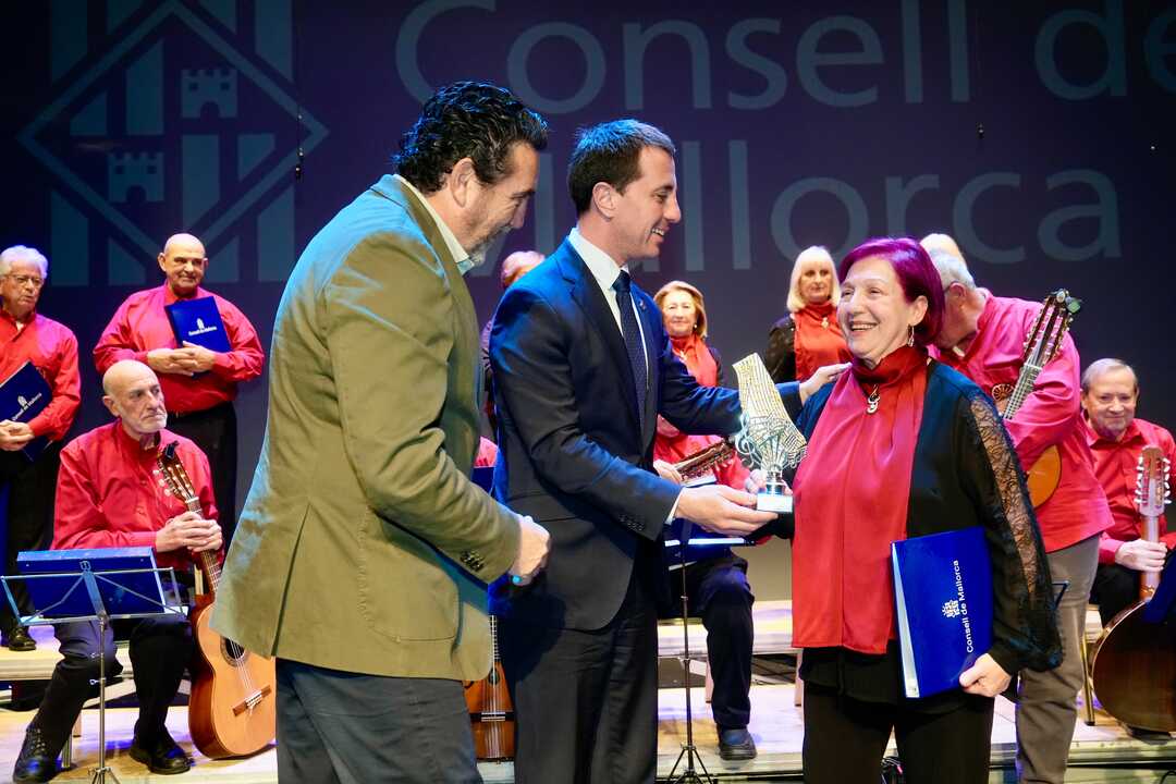 Corals gent gran del Consell de Malllorca 26-1-26-2