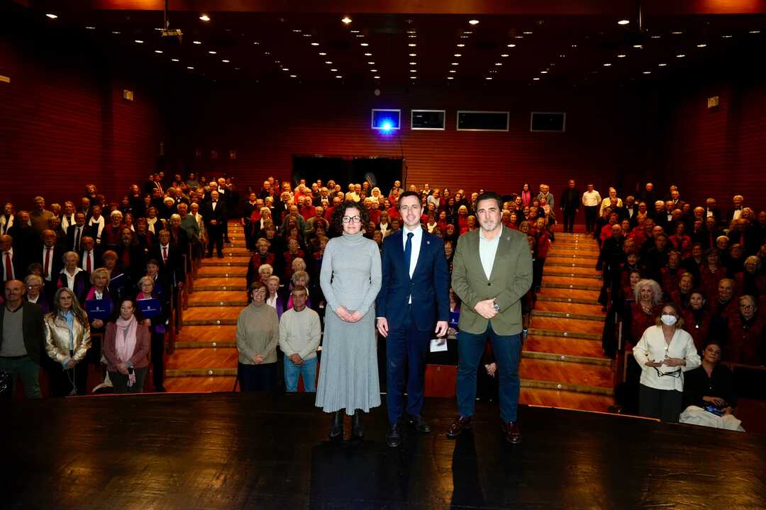 Corals gent gran del Consell de Malllorca 26-1-26-8 (1)