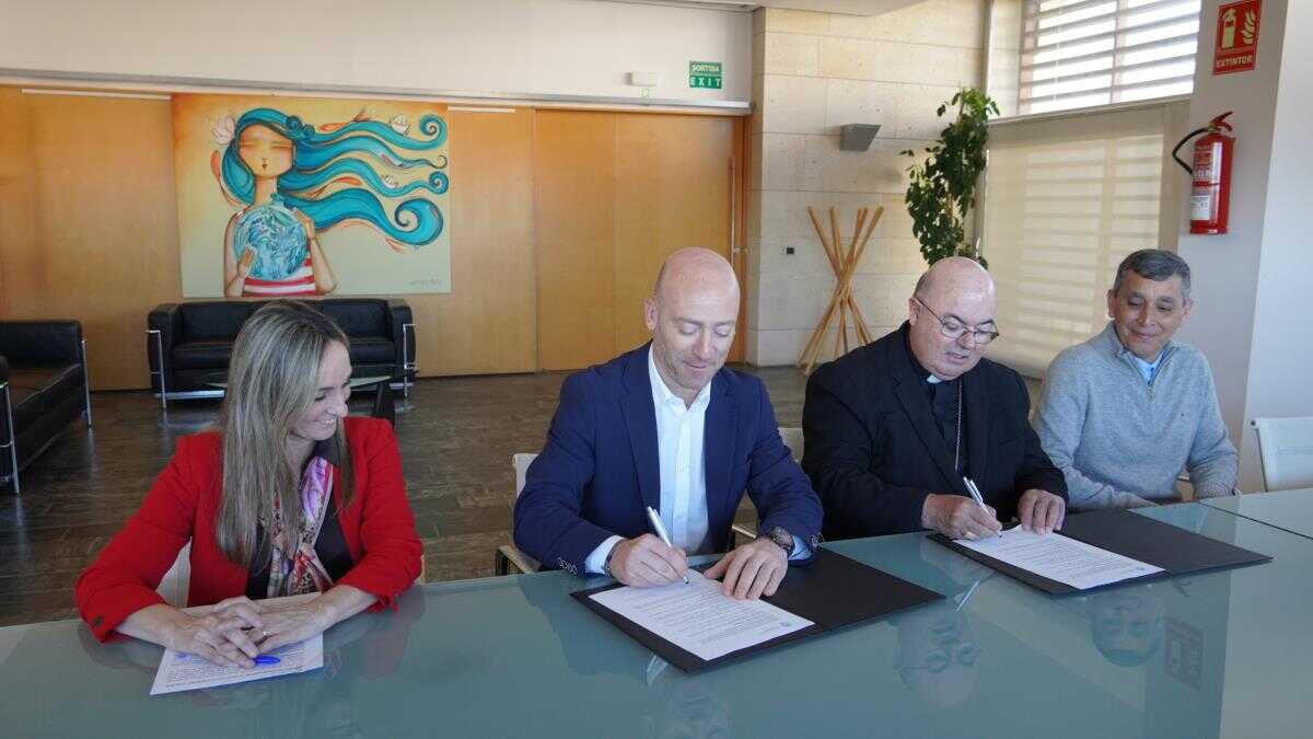 5e63bb39-8f14-45d9-8166-fa9d96ab11f8