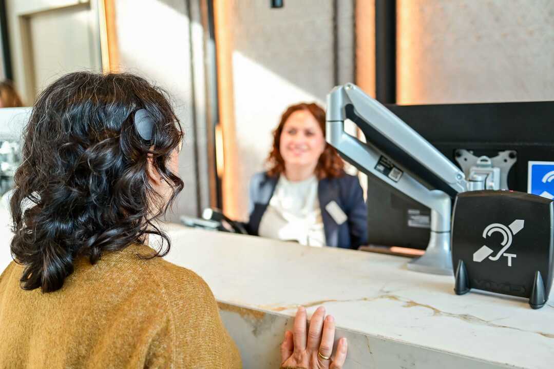 Foto 5 Guía de Accesibilidad en alojamientos hoteleros, CaixaBank e ILUNION