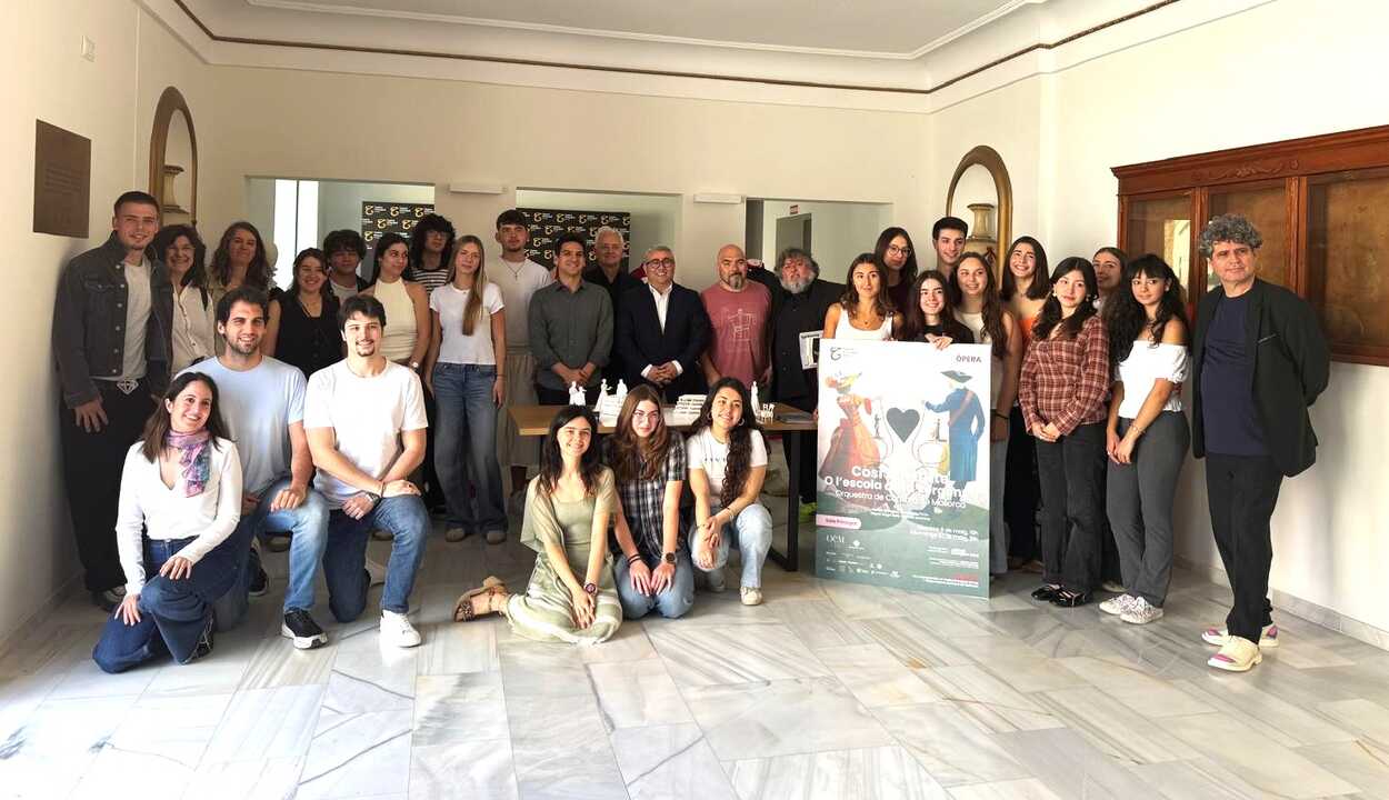 foto familia 3 adema teatro opera inca prensa