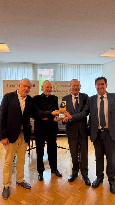 PHOTO-2026-05-18-15-0577-42