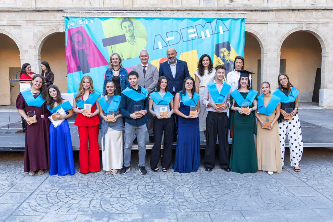 07 Premios. Graduación FP ADEMA_260522 lgg_1759