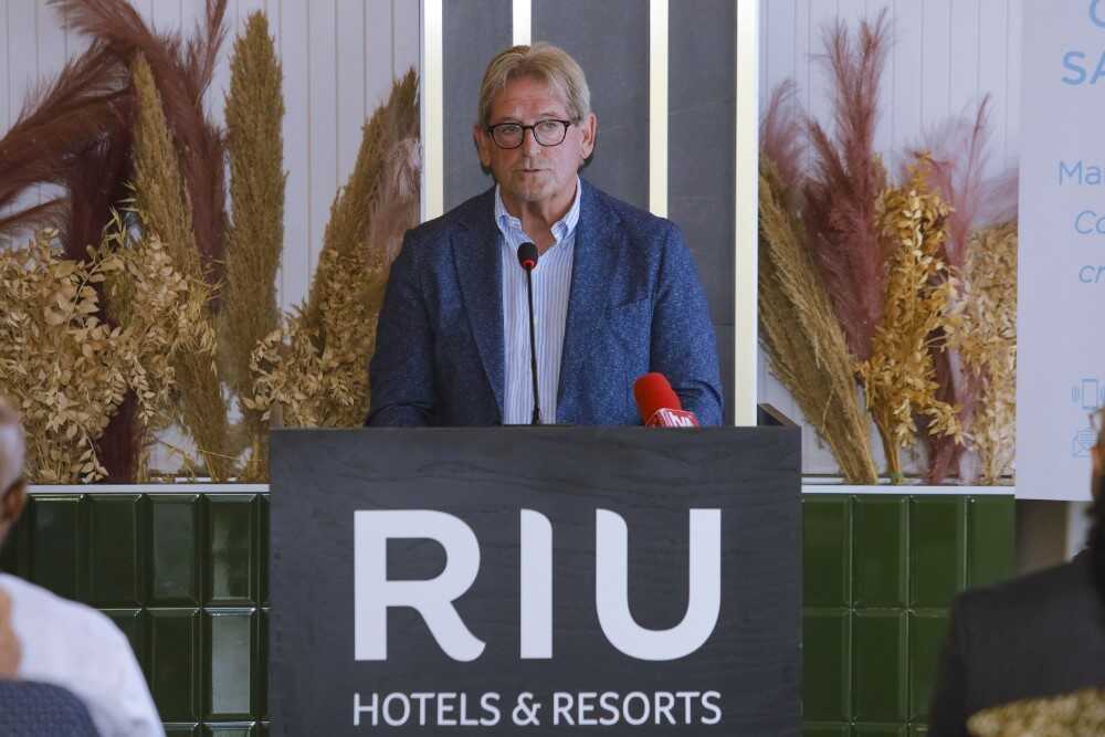 riu 2
