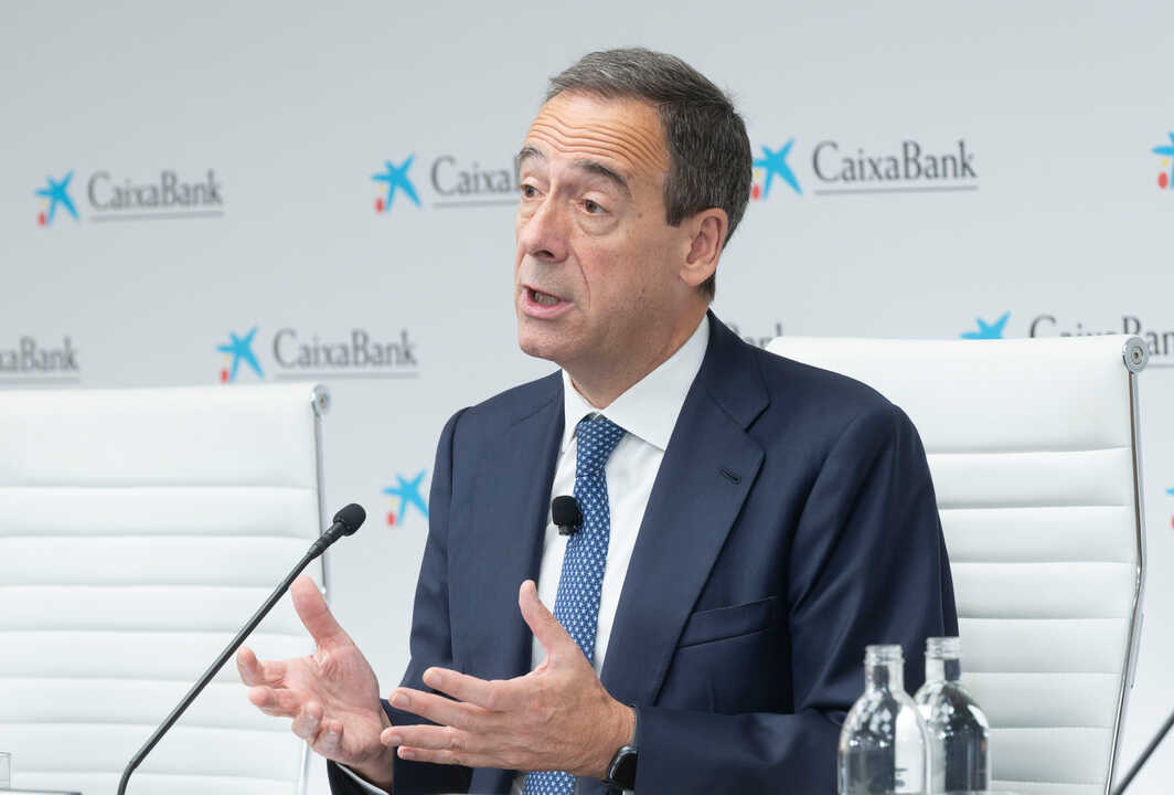 Foto 4 Gonzalo Gortázar, presentación de Resultados CaixaBank 1S 2026