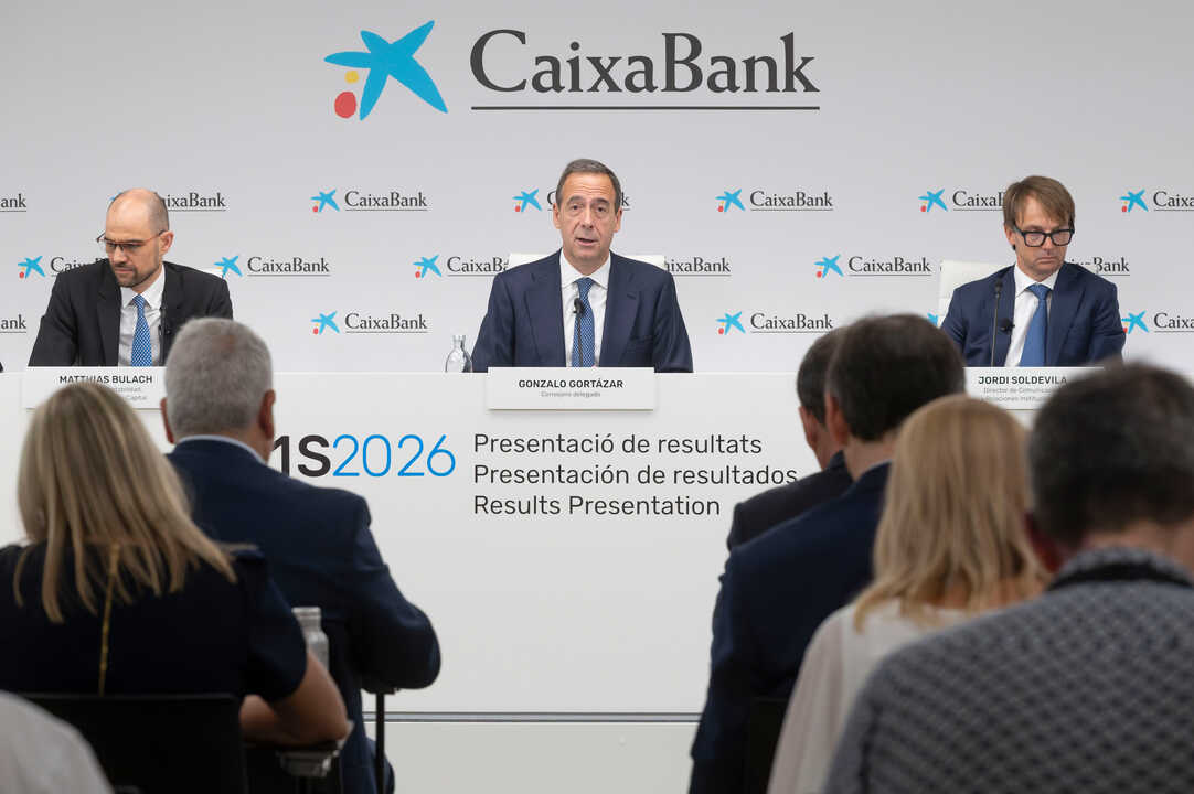 Foto 3 Gonzalo Gortázar, presentación de Resultados CaixaBank 1S 2026