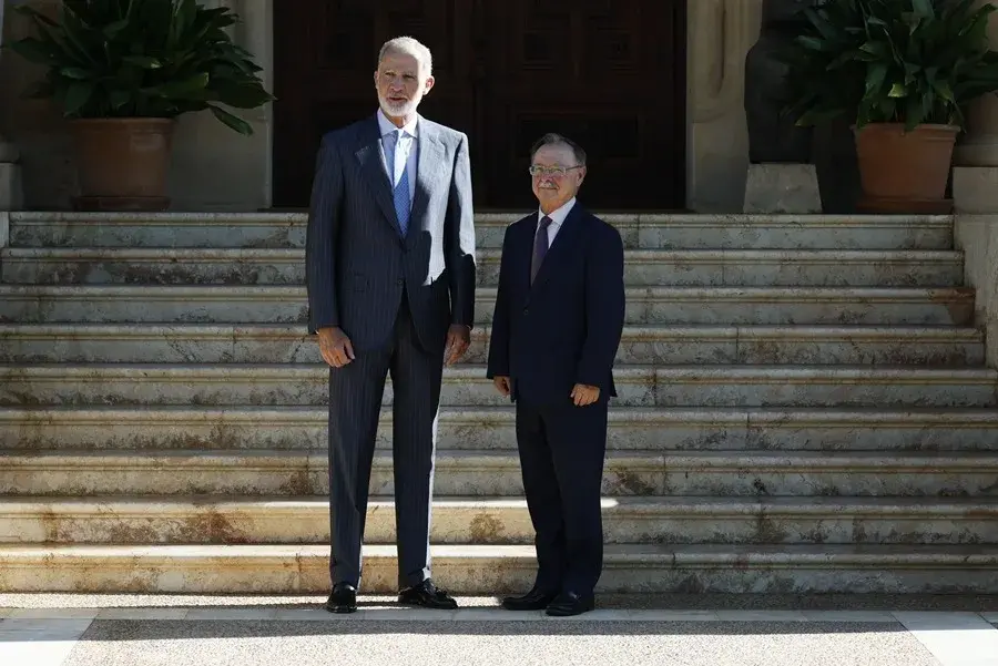 Felipe VI promete visitar Ceuta tras reunirse con Juan Jesús Vivas en Marivent