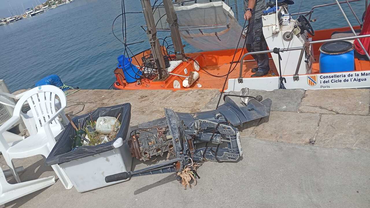 Más de siete toneladas de basura retiradas del litoral balear en solo un mes