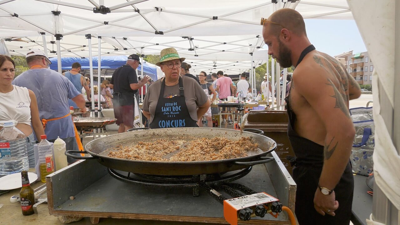 Cala Rajada reúne a unas 300 personas en la segunda edición de su concurso de paellas