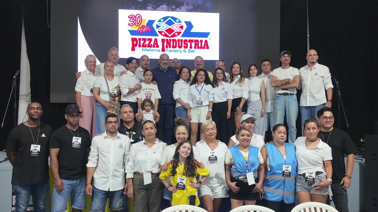 ‘Colombia de Pie’ moviliza a centenares de personas en Palma por las víctimas del terremoto