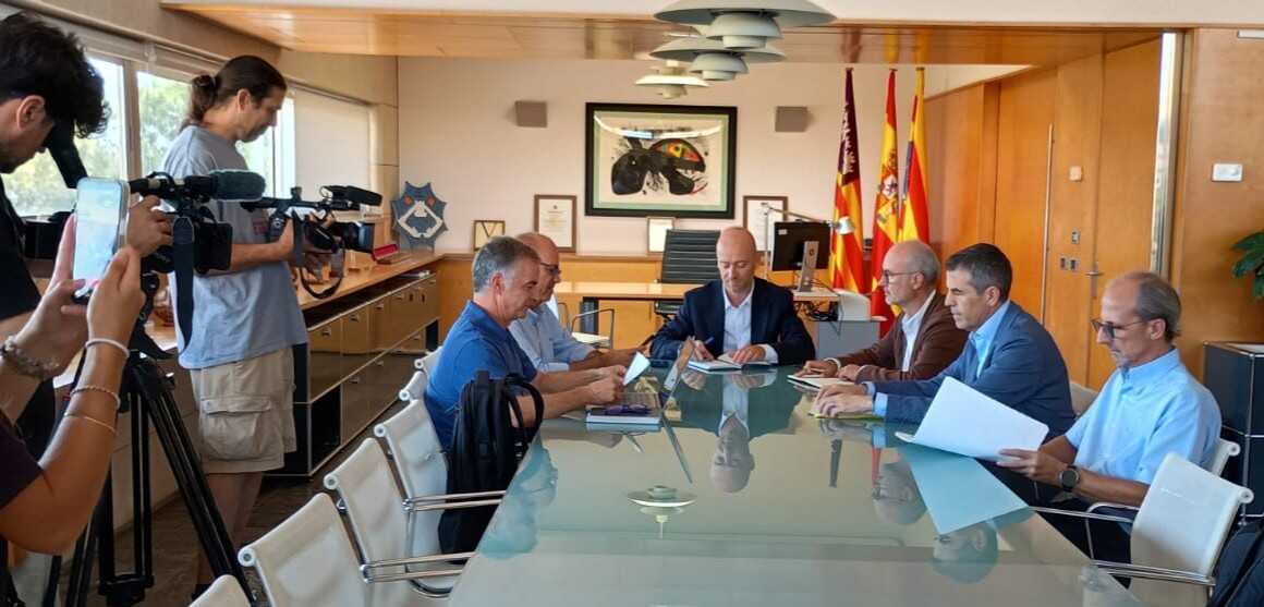 Reunió Consell De Menorca 1 de 2